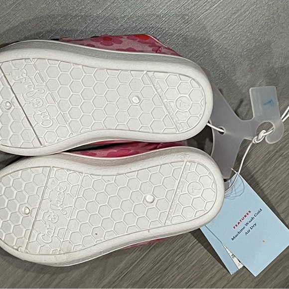 Cat & Jack- girl shoes. Size 7 for infants. Flowery design. Velcro straps. NWT. - Picture 5 of 5